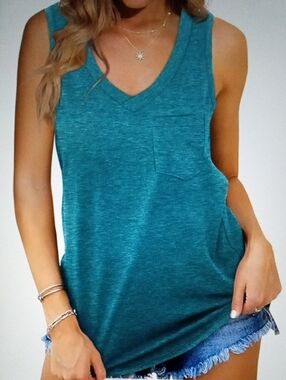 Women's Teal V-Neck Pocket Tank Top. Size Large